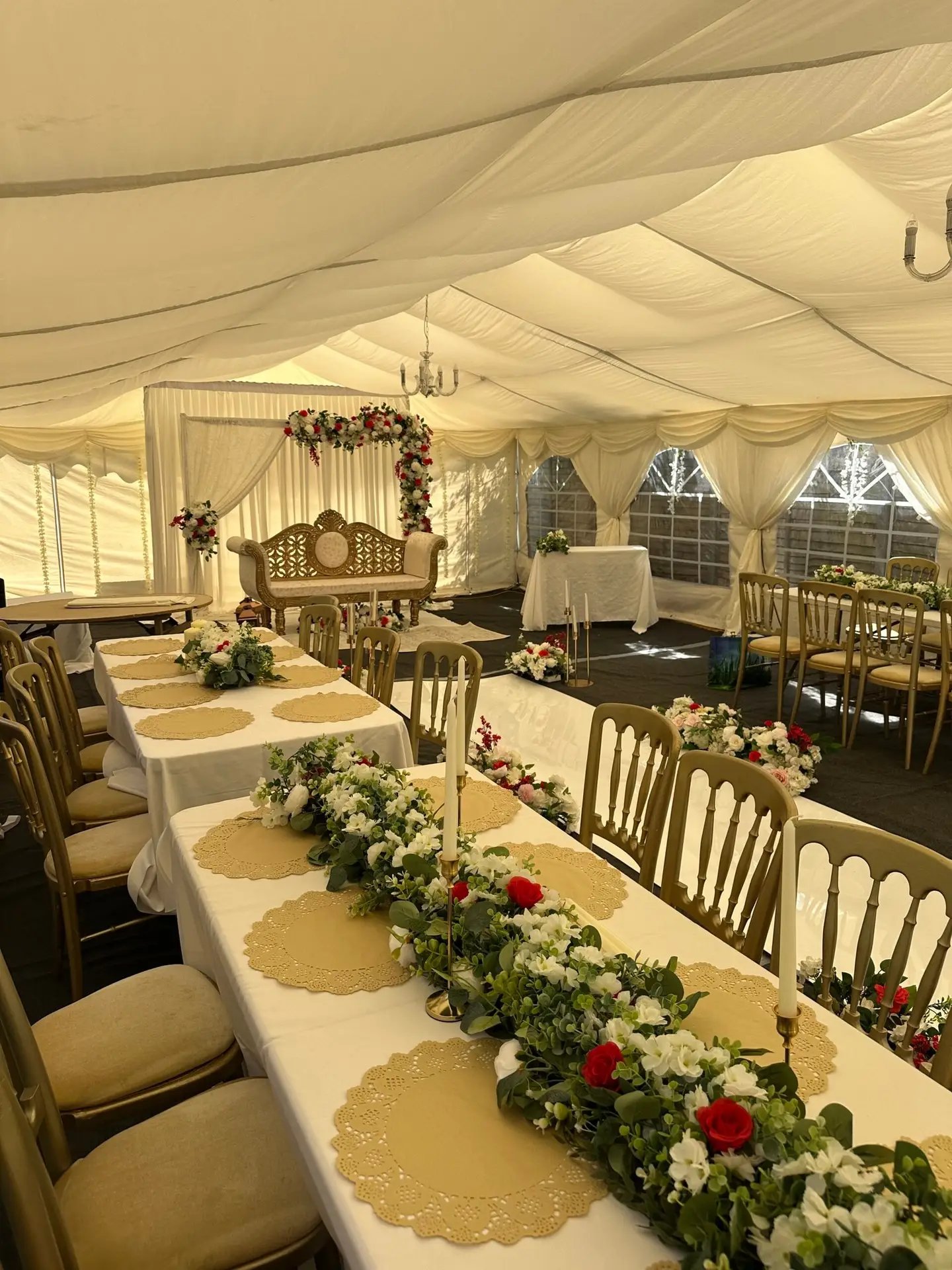 6m x 12m - 100 Guest Garden Party Tent Marquee